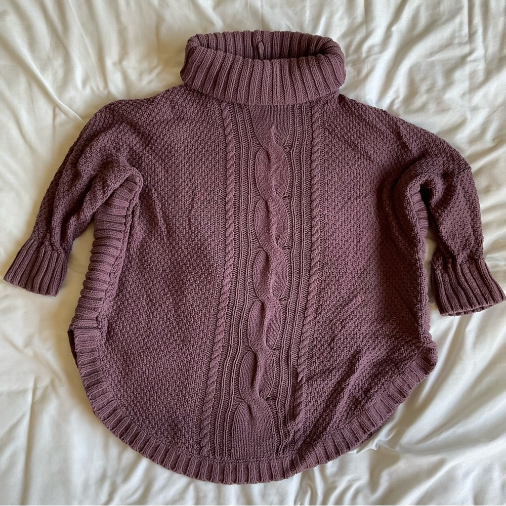 Express mauve cable knit turtleneck sweater women’s size medium